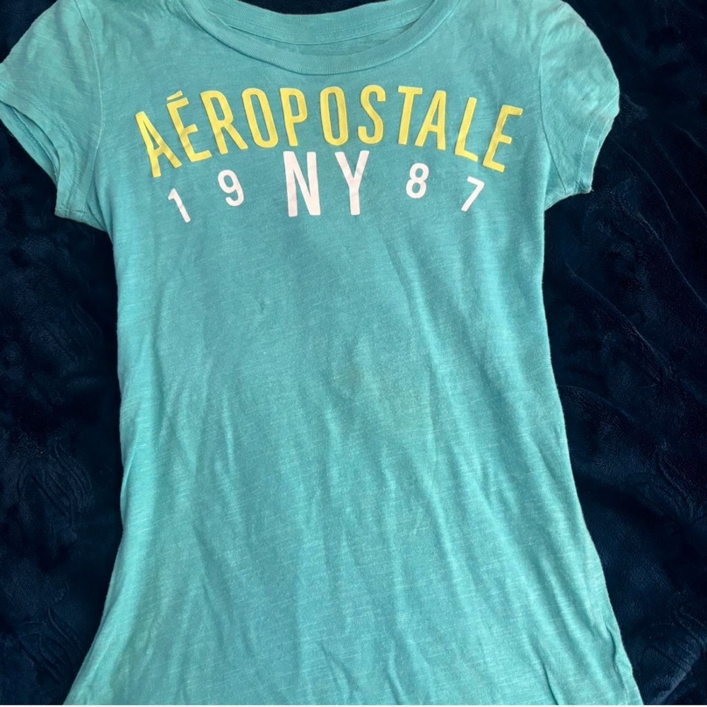 2000s Aeropostale Turquoise Tee with Yellow Lettering.